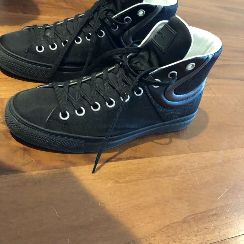 Louis Vuitton High-Top Sprinter Sneaker